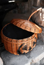 Load image into Gallery viewer, Haunted Hallows Orange Pumpkin Jack O Lantern Wicker Picnic Basket Bag