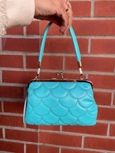 Load image into Gallery viewer, Hangyodon Quilted Kisslock 2-Way Shoulder Purse