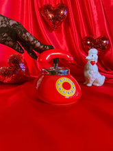 Load image into Gallery viewer, Love Line Ash Tray