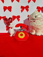 Load image into Gallery viewer, Love Line Ash Tray