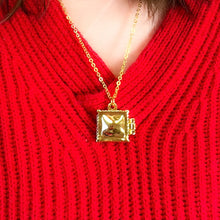 Load image into Gallery viewer, Ravioli Locket