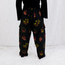 Load image into Gallery viewer, Gothic Cotton Cargo Pants
