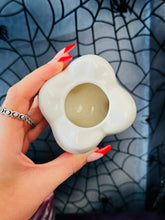 Load image into Gallery viewer, Tooth Ash Tray
