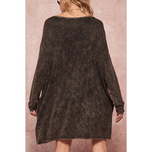 Load image into Gallery viewer, “Meet Me Under the Stars” Oversized Top