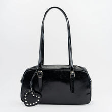 Load image into Gallery viewer, Onyx On The Move Black Bowler Style Purse