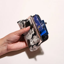 Load image into Gallery viewer, Moshing 2.0 Kisslock Coin Purse