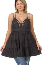 Load image into Gallery viewer, Plus size lace tiered dress black