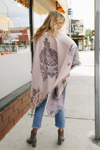 Load image into Gallery viewer, Floral Medallion Lilac Reversible Kimono
