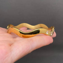 Load image into Gallery viewer, Wavy Gemmy Star Bangle Bracelet