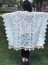 Load image into Gallery viewer, Lace Poncho