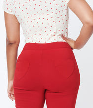Load image into Gallery viewer, Red Heart Pocket Smarty Pants Capri Pants