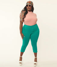 Load image into Gallery viewer, Teal Heart Pocket Smarty Pants Capri
