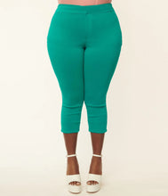 Load image into Gallery viewer, Teal Heart Pocket Smarty Pants Capri
