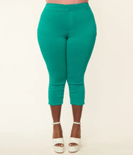 Load image into Gallery viewer, Teal Heart Pocket Smarty Pants Capri
