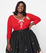 Load image into Gallery viewer, Red and White Ornament Dandy Cardigan