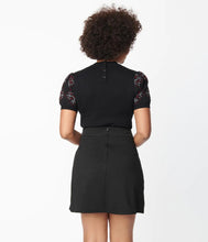 Load image into Gallery viewer, Black and White Snowflake Sweater Top