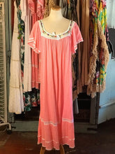 Load image into Gallery viewer, cotton pink lounge dress crocheted collar