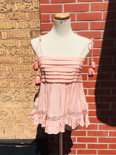 Load image into Gallery viewer, Baby Doll Catskills Top