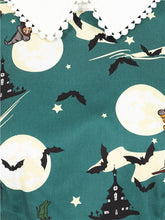 Load image into Gallery viewer, Peta Witches Top