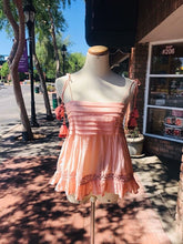 Load image into Gallery viewer, Baby Doll Catskills Top