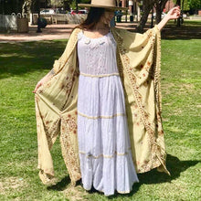 Load image into Gallery viewer, tiny bell embroidered beaded long kimono