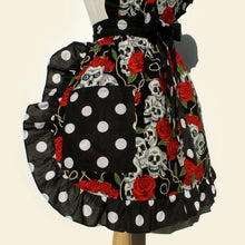 Load image into Gallery viewer, Skulls and Roses Black Apron