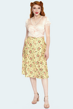 Load image into Gallery viewer, Vintage Floral Button Front Flare Skirt