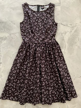 Load image into Gallery viewer, Batty Vintage Dress