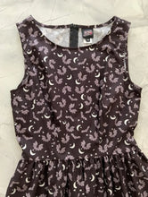 Load image into Gallery viewer, Batty Vintage Dress
