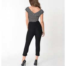 Load image into Gallery viewer, Black Capri Pants