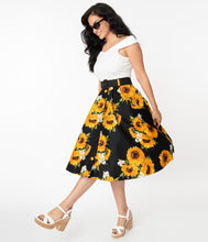 Load image into Gallery viewer, Sunflower Print Waikiki Swing Skirt