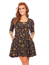 Load image into Gallery viewer, Classic Halloween Print 3/4 Sleeve Skater Dress