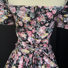Load image into Gallery viewer, Vintage Cottage Core Dress
