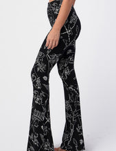 Load image into Gallery viewer, Astro Print Bell Bottom Leggings