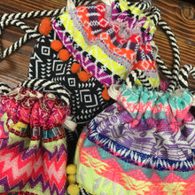 Load image into Gallery viewer, Woven Drawstring Purse