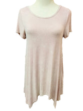 Load image into Gallery viewer, Lavender Lace Back Tunic