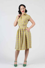Load image into Gallery viewer, Gloria Sunshine Plaid Skirt