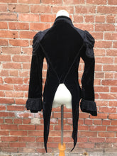 Load image into Gallery viewer, Vamp Coat