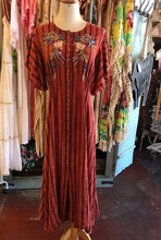 Load image into Gallery viewer, Rust Maxi Dress