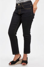 Load image into Gallery viewer, Sweetheart Pocket Jeans