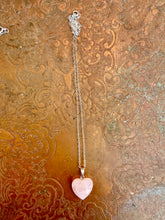 Load image into Gallery viewer, Rose Quartz Heart Dainty Pendant Necklace

