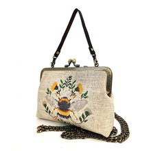 Load image into Gallery viewer, Bee Embroidered Vintage Kisslock Purse
