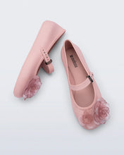 Load image into Gallery viewer, Pink Soft Ballerina Petal Flats
