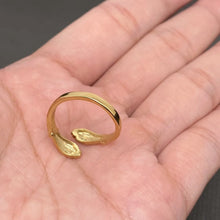 Load image into Gallery viewer, Loving Hug Ring
