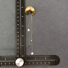 Load image into Gallery viewer, Star Fringe Earrings
