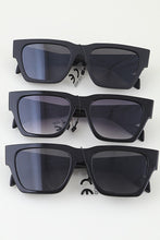 Load image into Gallery viewer, black sunglasses
