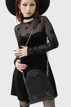 Load image into Gallery viewer, Here Lies Beetlejuice &quot;Never Trust the Living&quot; Headstone Purse
