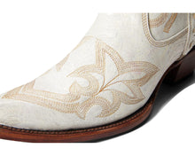 Load image into Gallery viewer, Pearl Embroidery and Zipper Ankle Cowboy Boots
