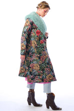 Load image into Gallery viewer, Isabel Couch Coat
