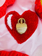 Load image into Gallery viewer, Gold Heart Lock Lighter
